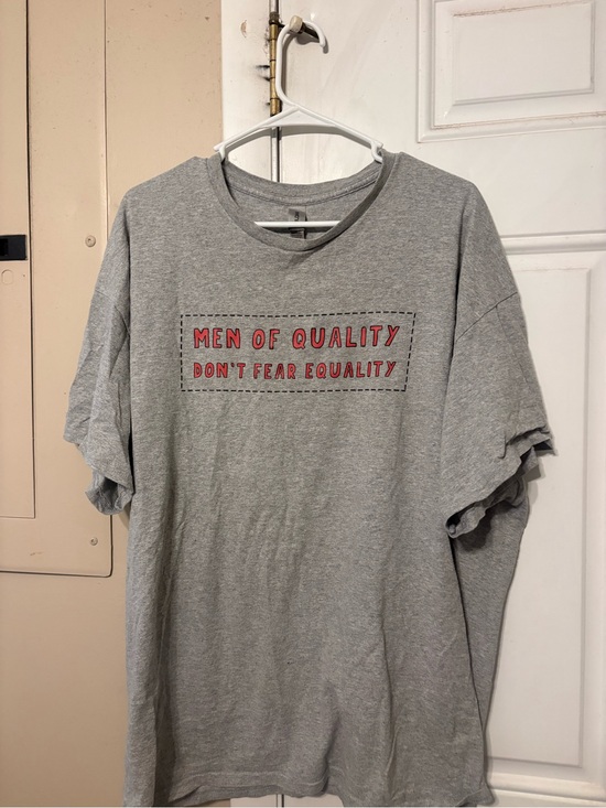 Gildan Tops - Gildan Gray Short Sleeve Tee with Red Text Graphic